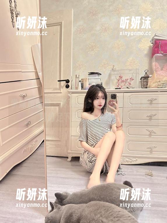 学妹加速跑-玲玲 学妹加速跑 - 玲玲带你走进高跟鞋图集,精选足下风情尽在其中!