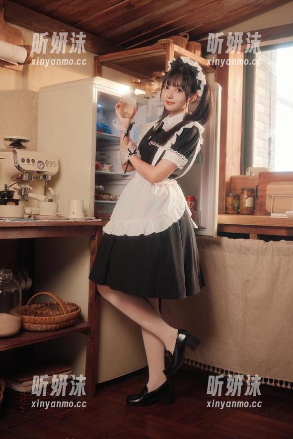 安妮yoo 微密圈 - 荧光闪烁:安妮yoo的红色妙杀精选美图,为你呈现绝美视觉盛宴