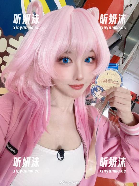 精彩不停歇，宫本樱的埃吉尔旗袍写真合集更新，让你心动不已！