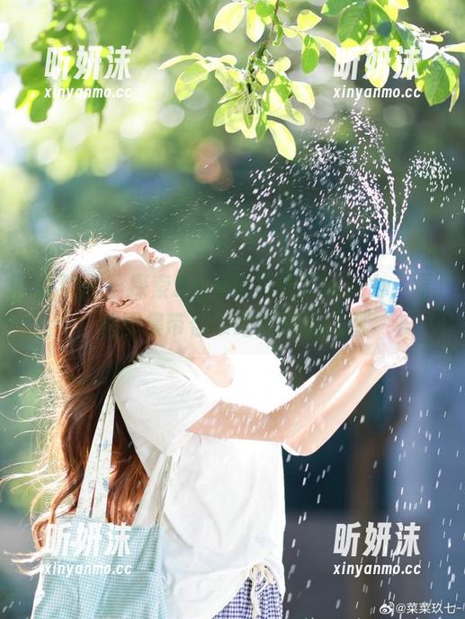 尤果网-Zora若拉 尤果网 - 探索Zora若拉的短裤魅力,福利图集带你领略时尚新风潮