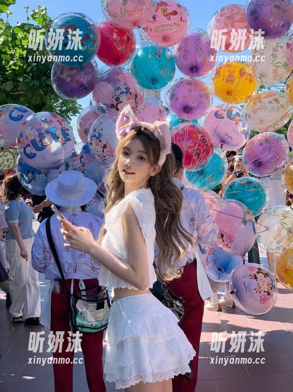 尤果网 - 进入乔依琳兔女郎的世界，下载精彩写真享受视觉盛宴！