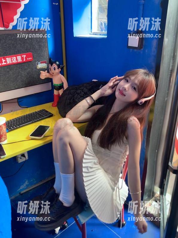 尤果网-朱赢 尤果网 - 朱赢最新写真集热力四射,美足完美诠释女性的力量与柔美!