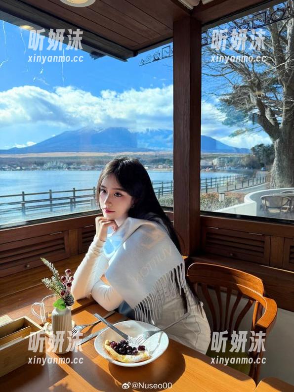 尤果网-毛COCO 尤果网 - 一键下载毛COCO全套皮衣图包,轻松收获“时尚博主”称号,快来试试吧!