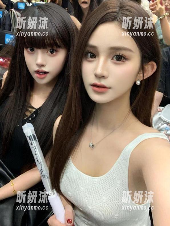 尤果网-王瑞儿 尤果网 - 王瑞儿天台写真,作品中藏着无数故事,等你慢慢品味