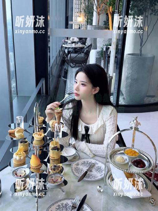 异思趣向-小宝 异思趣向 - 小宝倾情奉献瑜伽写真更新,捕捉每一个让人心动的瞬间