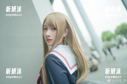 最新美图来袭，念念_D的欧根护士作品让你目不转睛！