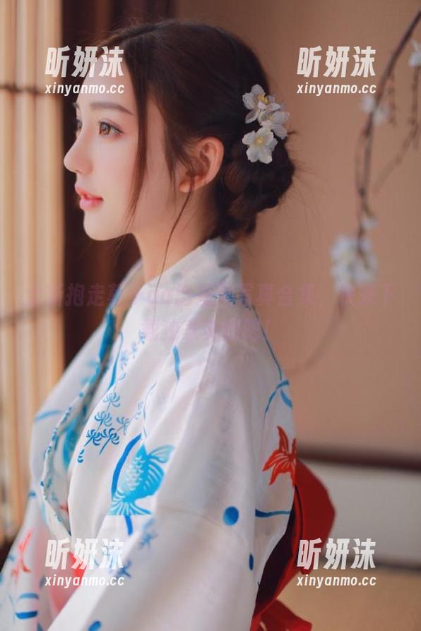 全新抱走莫子aa比基尼写真合集，快来下载独家美照吧！