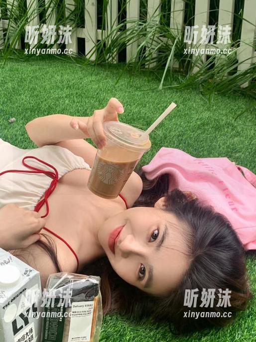 推女神 - 萌琪琪Lrene双人写真集——分享最真实的友情与爱的美好瞬间！