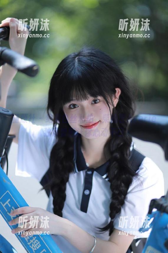 星颜社 - 绝美白丝私拍，柴婉艺Averie独家套图让你心动不已