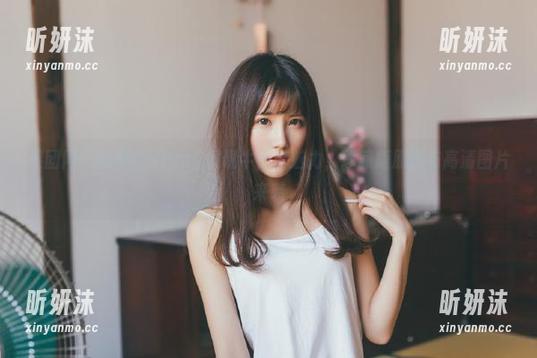 果团网 - 何梦兮Stacy展现牛仔裤魅力，珍藏版原图与高清图片来袭