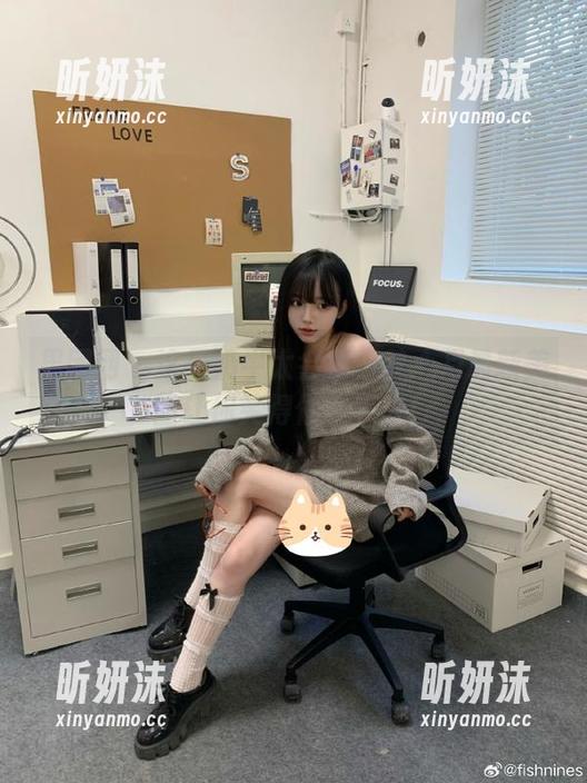 果团网-梦心月 果团网 - 这只奶牛太会撩!梦心月最新美图让你笑得停不下来!