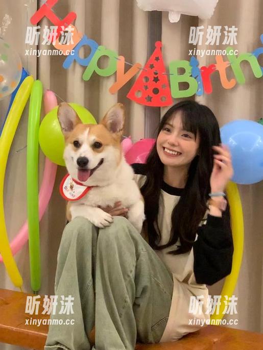 果团网-甜Abby 果团网 - 甜Abby的旗袍写真全集,跨越时空的美丽,对话现代与传统的心灵之旅