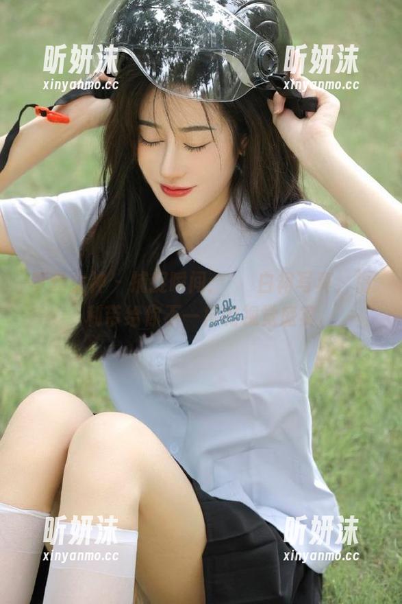 梦丝女神-玥玥 梦丝女神 - 捕捉瞬间:玥玥白裙写真,福利带给你不一样的视觉盛宴