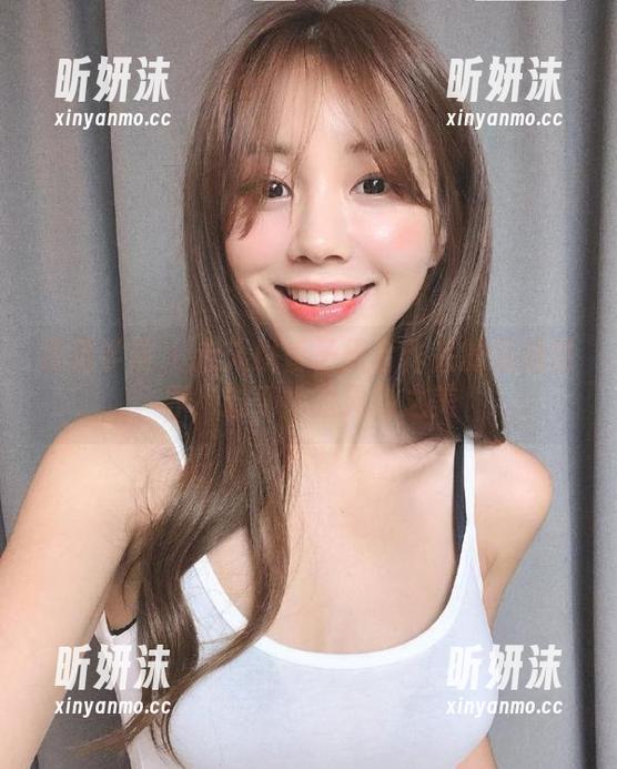 模范学院-桃香子 模范学院 - 走入桃香子天台作品的在线世界,感受她的灵动之美