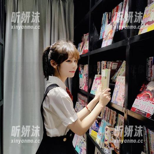 “爱老师phd”蕾丝在线写真，绝对让你见识到什么叫颠覆想象的审美！
