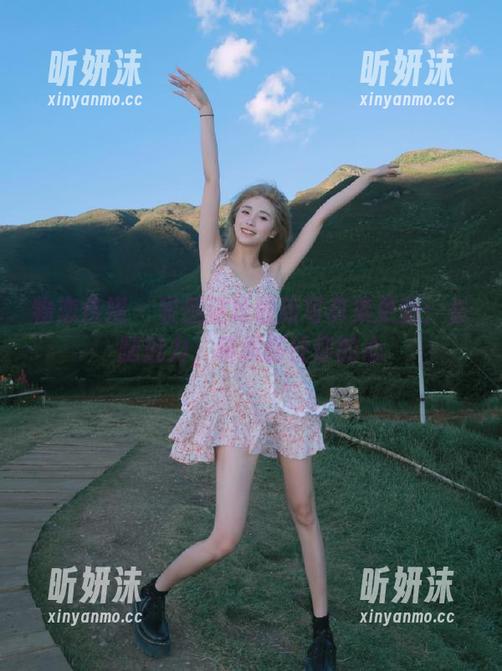 物恋传媒-案例猫耳 物恋传媒 - 案例猫耳最新写真集更新:长腿魅力,瞬间抓住你的心