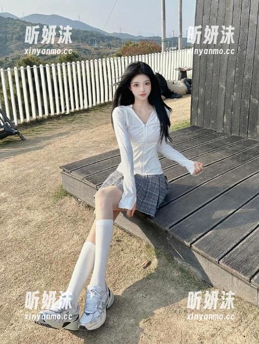 物恋传媒-青柠 物恋传媒 - 打开网盘,青柠户外写真竟然让我的‘心灵’出走!