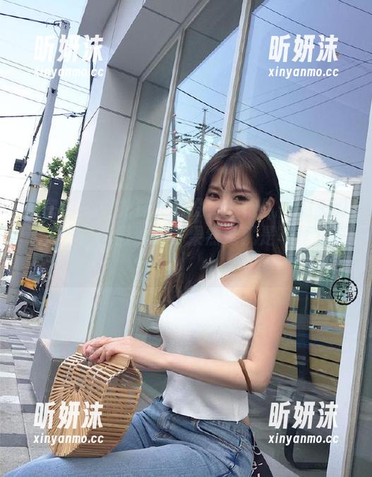 微密圈 - 白龙猫女出没！旗袍风情的美图让人产生无限遐想，果然她就是写真女王！