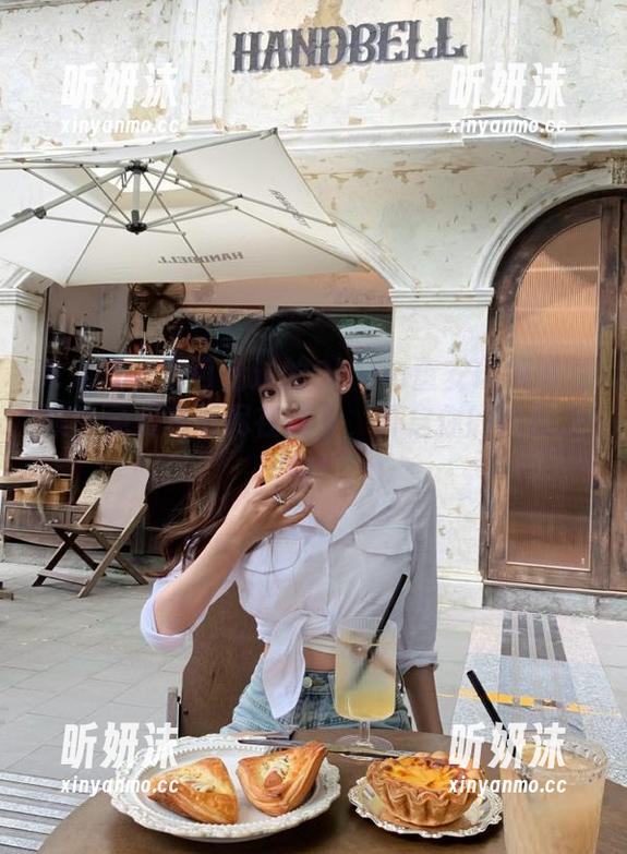 秀人网-Olivia童安琪 秀人网 - 不可错过的Olivia童安琪短裤图集,免费获取尽在这里,开启你的时尚之旅!
