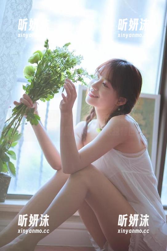 秀人网-坏兔子 秀人网 - 拒绝平凡,探索不一样的美!坏兔子吊带福利原图带你走进独特世界!