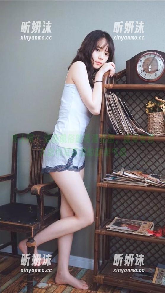 秀人网-安然儿 秀人网 - 清新脱俗的高清原图,感受安然儿粉色写真里的甜美气息