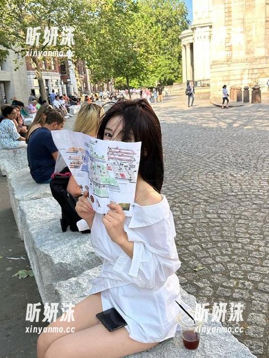 秀人网-容容容Alice 秀人网 - 免费获取!让容容容Alice裤里丝图册带你进入梦想世界!
