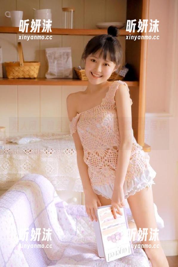 秀人网-戴允祺 秀人网 - 唯美如梦:戴允祺全套圣诞写真图集邀请你进入一个浪漫的世界