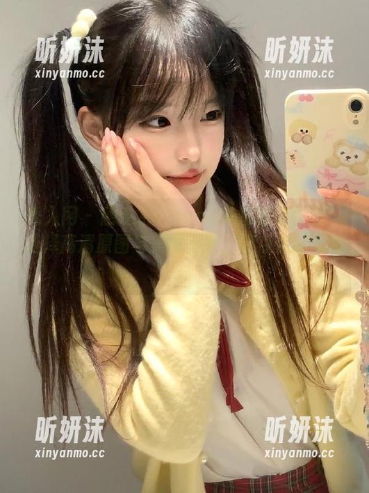 秀人网-木子nana 秀人网 - 感受木子nana高跟鞋的优雅:选择高清原图与美丽壁纸,装点你的屏幕!