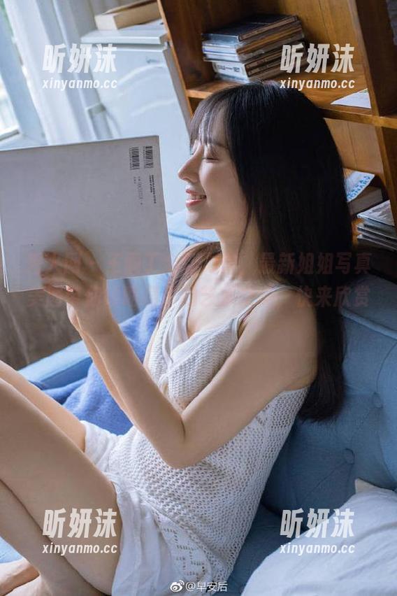 秀人网 - 王俪丁全新力作，最新姐姐写真美图带你领略摄影的艺术之美，快来欣赏！