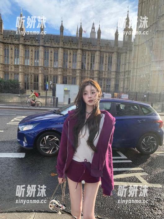 秀人网-程程程 秀人网 - 绝美黑丝:程程程写真资源合集,尽展她的独特风韵