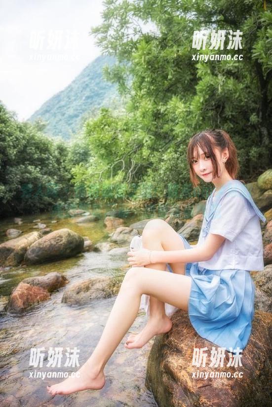 秀人网-糯米nm 秀人网 - 惊艳视觉之旅:糯米nm学妹的高清写真图册,感受青春气息