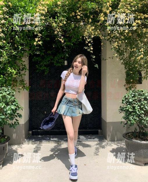 秀人网 - 萌白酱美腿写真合集，让你在细腻的图片中感受她的优雅与性感！