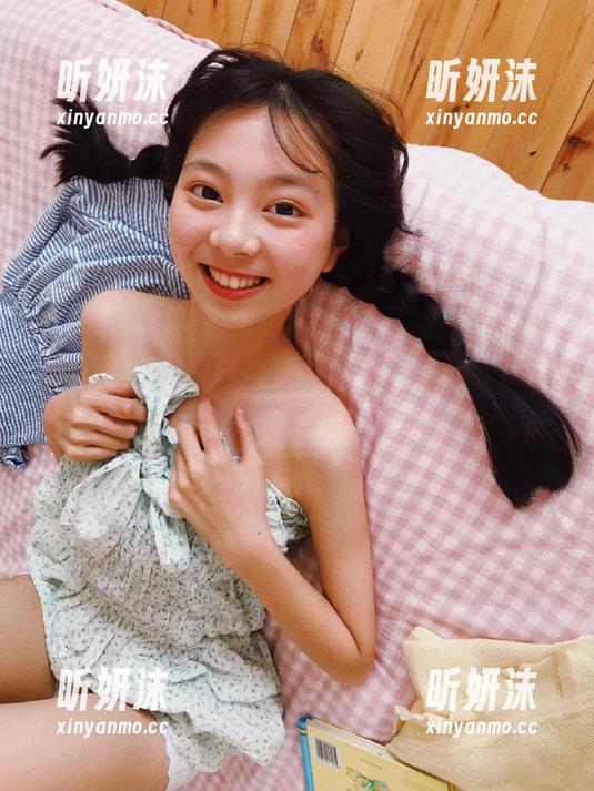 秀人网 - 探索谢小蒽的天使作品集，精选瞬间呈现梦想与幻想