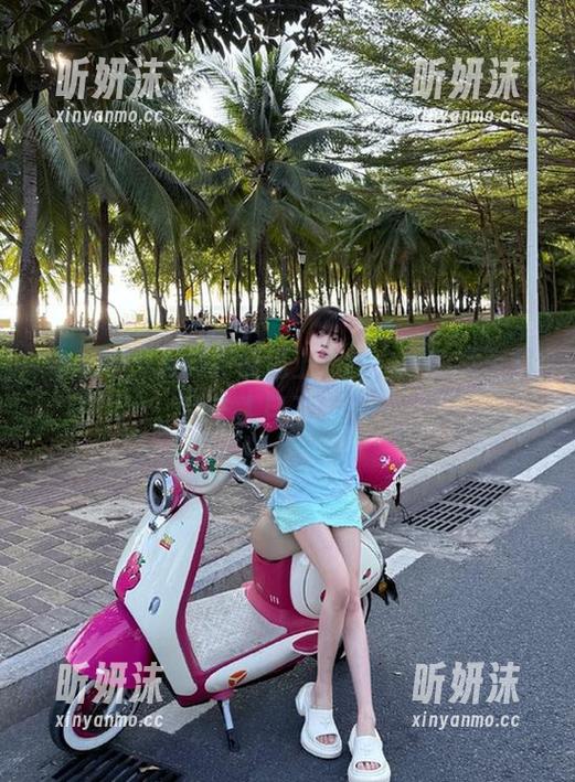 秀人网-顾乔楠 秀人网 - 当顾乔楠遇上豹纹,她的写真照片让人目不转睛!