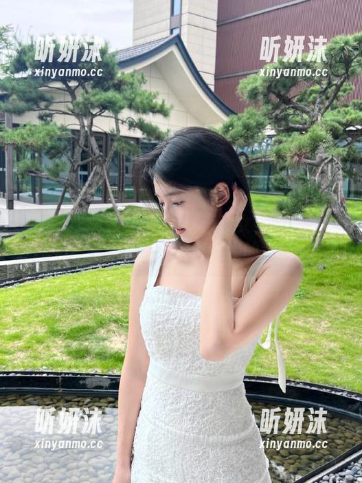 稚乖画册 - 惊喜不断！夜夜女神今日更新超美套图，快来一同感受她的光彩吧！