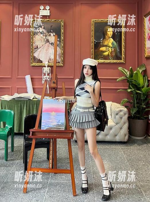 “米线线sama”写真图集：喝汽水的日常，让平凡变得如此特别