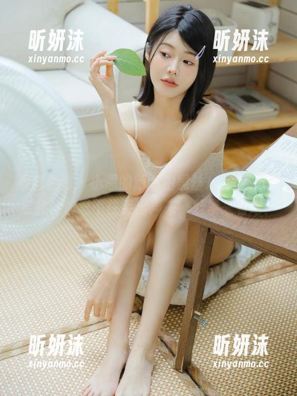 紧急企划 - 小恩的新私拍黑丝JK资源，一定会让你忍不住笑出声来，赶紧来看吧！