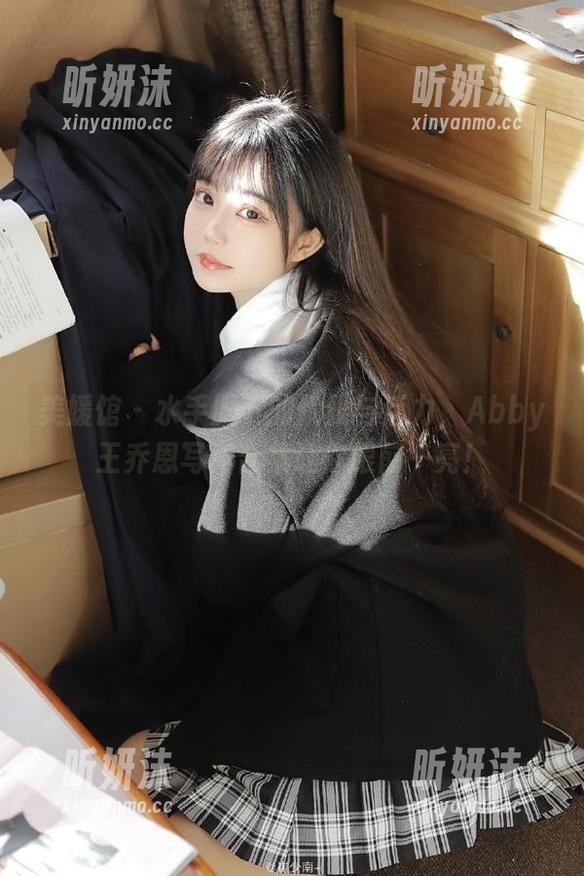 美媛馆 - 水手服下的优雅与活力，Abby王乔恩写真合集让你眼前一亮！