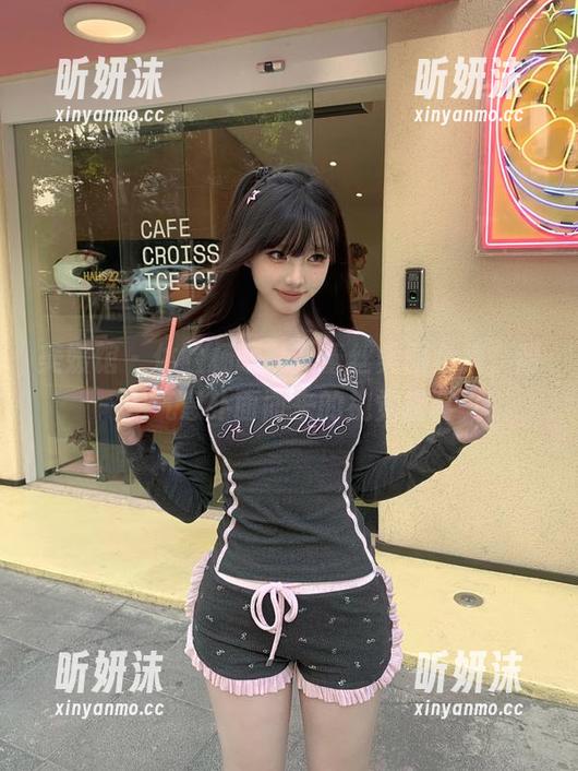 美媛馆-杨晓青儿 美媛馆 - 体验杨晓青儿蕾丝美图合集,甜美气息扑面而来的视觉盛宴