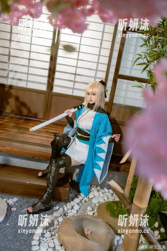 羽生三未 羽生三未最新cos摄影:沉浸在尼禄同人女仆的梦幻世界