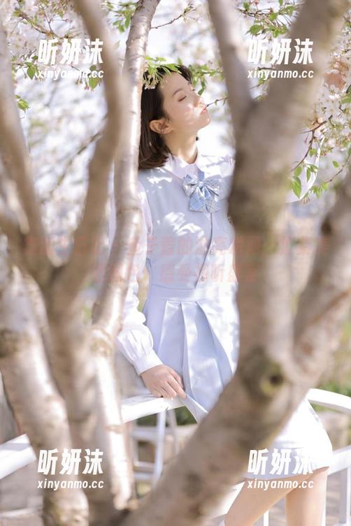 舞蹈生日记 - 鱼子酱的油亮瞬间：汇聚美图图包，感受视听盛宴