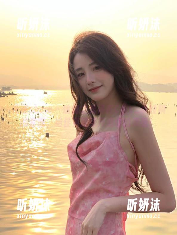花漾show-Cris_卓娅祺 花漾show - 瑜伽之美尽在Cris_卓娅祺的套图,绝佳资源来开启你的灵感!