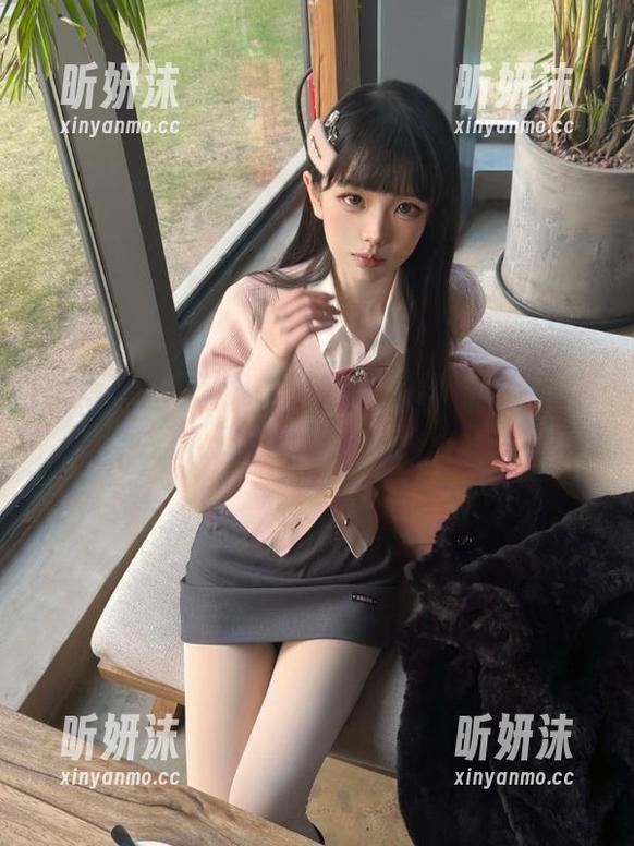 语画界-Chery绯月樱 语画界 - 为爱而生,Chery绯月樱双人写真:网盘下载,快把这份浪漫带回家!