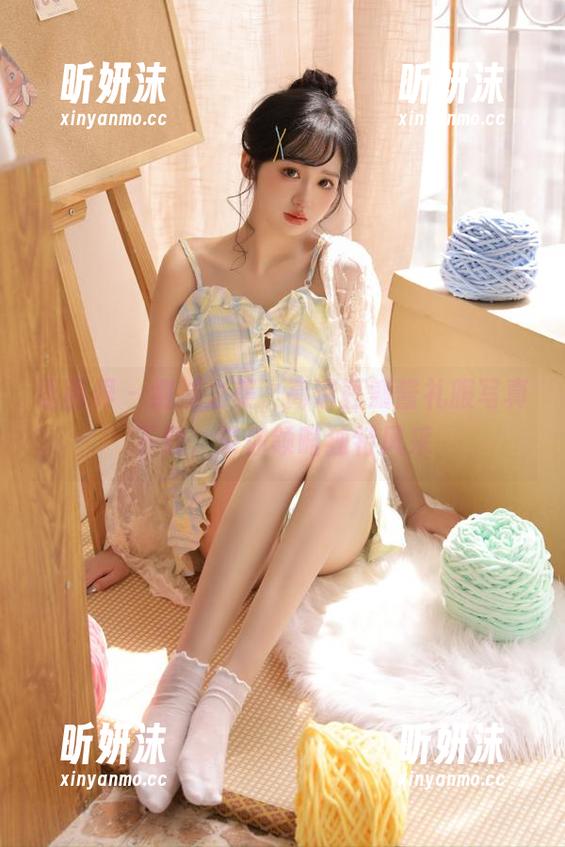 语画界 - 细腻之美，高清豆瓣酱礼服写真下载，带你领略独特风采