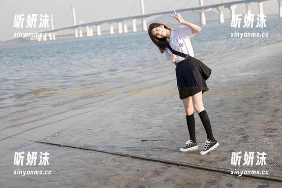 跟随趴趴捣蛋陌的镜头，探索夏天的唯美写真与精致美图