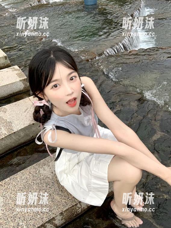 微密圈 - 感受轩子巨2兔的私房摄影：皮衣作品中释放自信与独特魅力