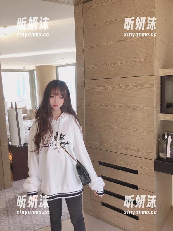 过期米线线喵 不容错过的观看体验:过期米线线喵的西装里的绑带独特合集