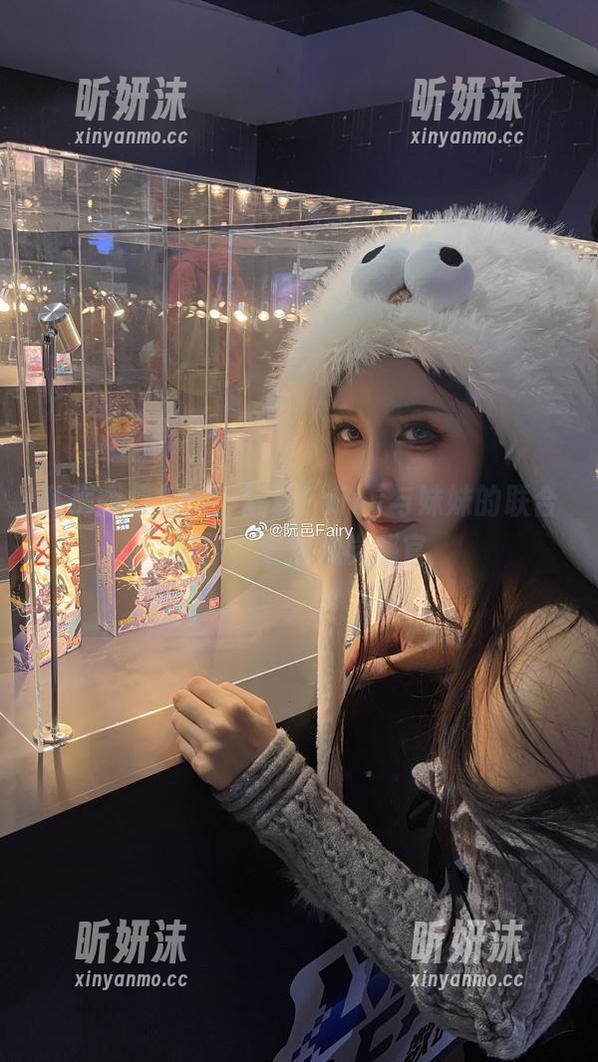 私房图集揭晓：阮邑Fairy与妹妹的联合创作，震撼视觉感官