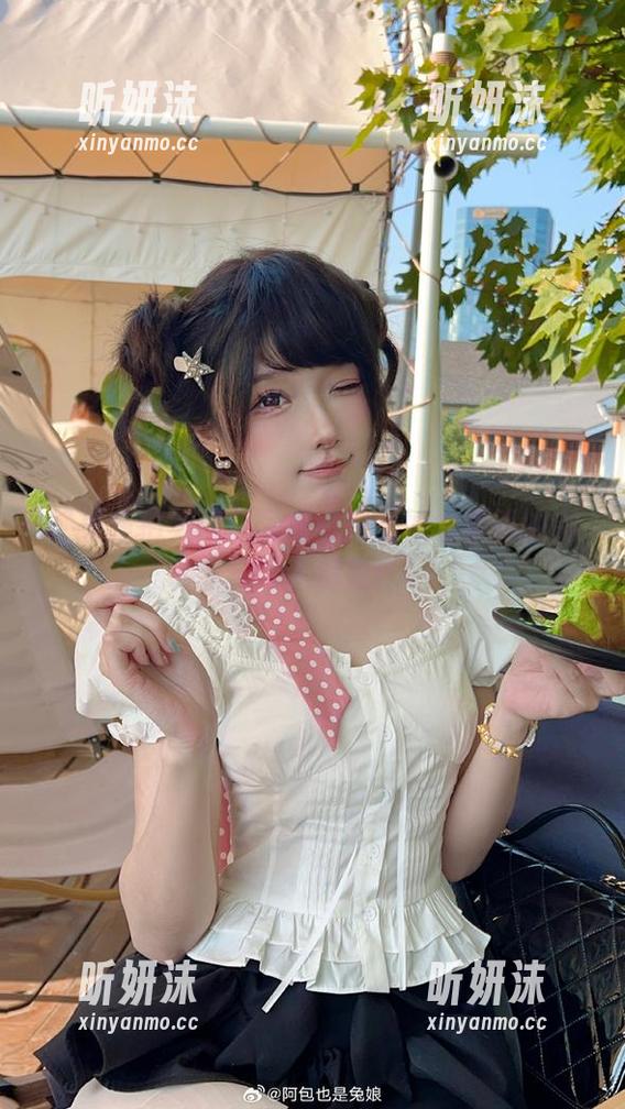 绝美私拍美图：阿包也是兔娘水手服的别样诱人魅力！