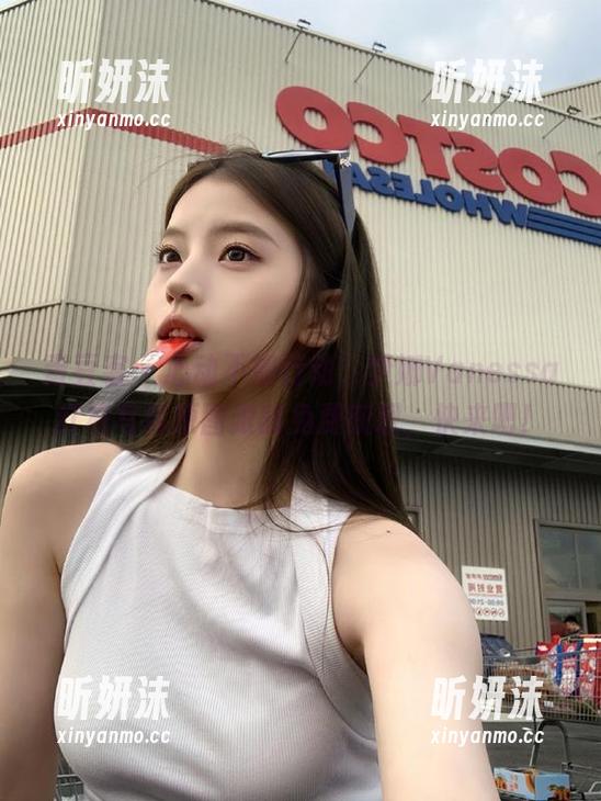 青豆客-梦娜Vanessa 青豆客 - 心动不如行动,梦娜Vanessa红裙写真原图限时免费获取,快来吧!